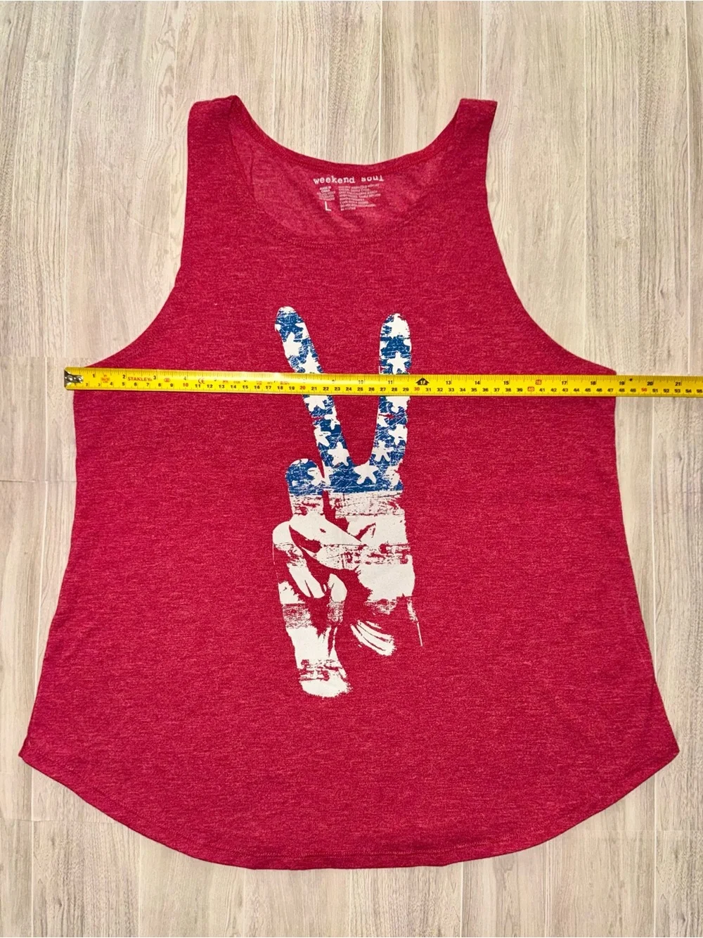 ✌🏼Red Graphic Tank Top - Casual Summer Tee - size Large 🇺🇸 - Picture 4 of 6
